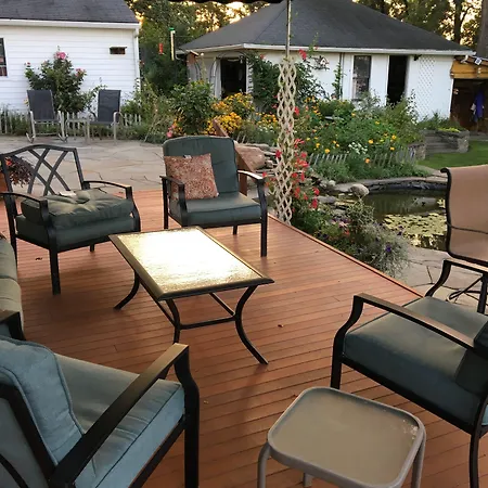 Enfield Manor Bed&Breakfast And Vacation Rental-2